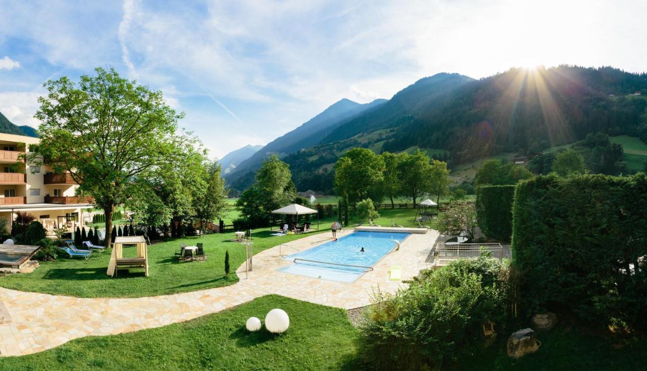 Wiesenhof Gardenresort San Leonardo in Passiria Esterno foto